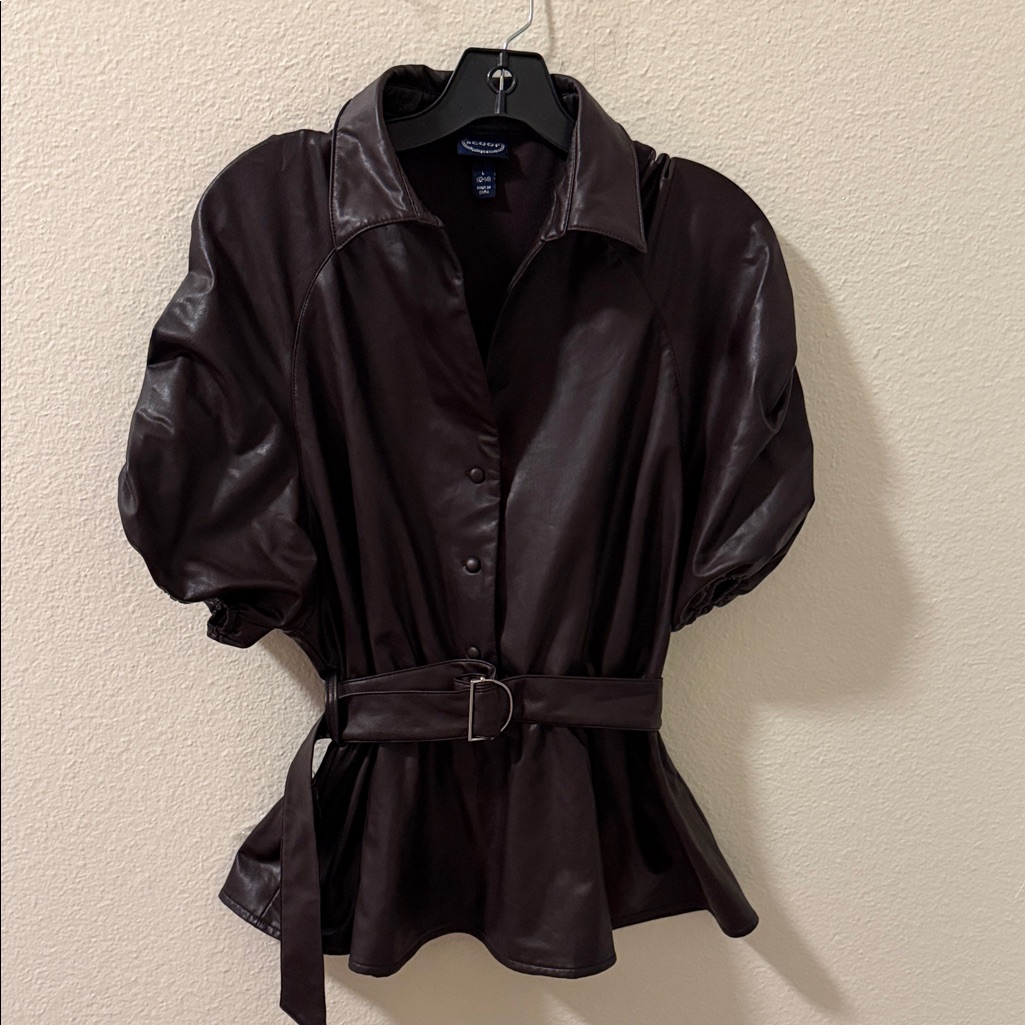 Chic Black Faux Leather Top